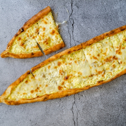 Kaşarlı Pide
